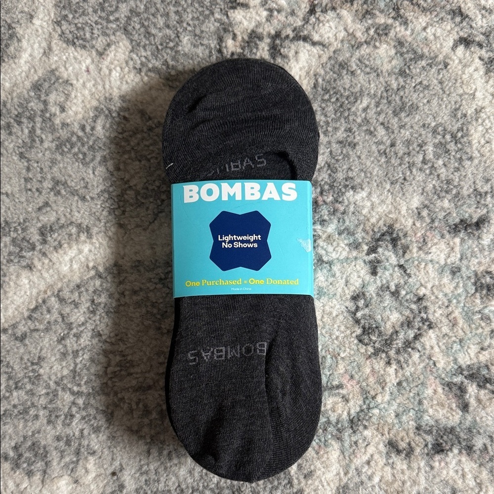Bombas Lightweight No Show Socks Size Large